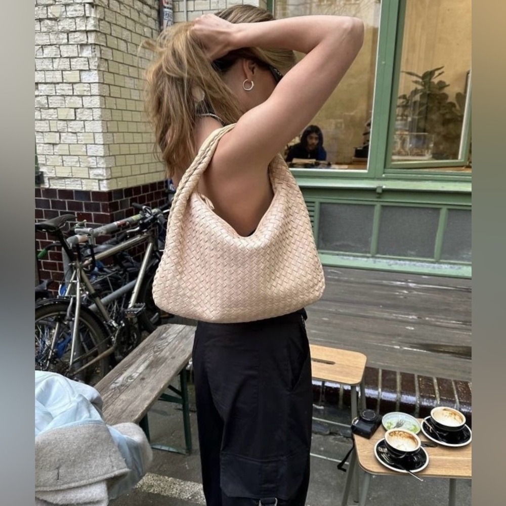 Bottega Veneta Leather Hobo Nappa Intrecciato Shoulder Bag in Almond Medium